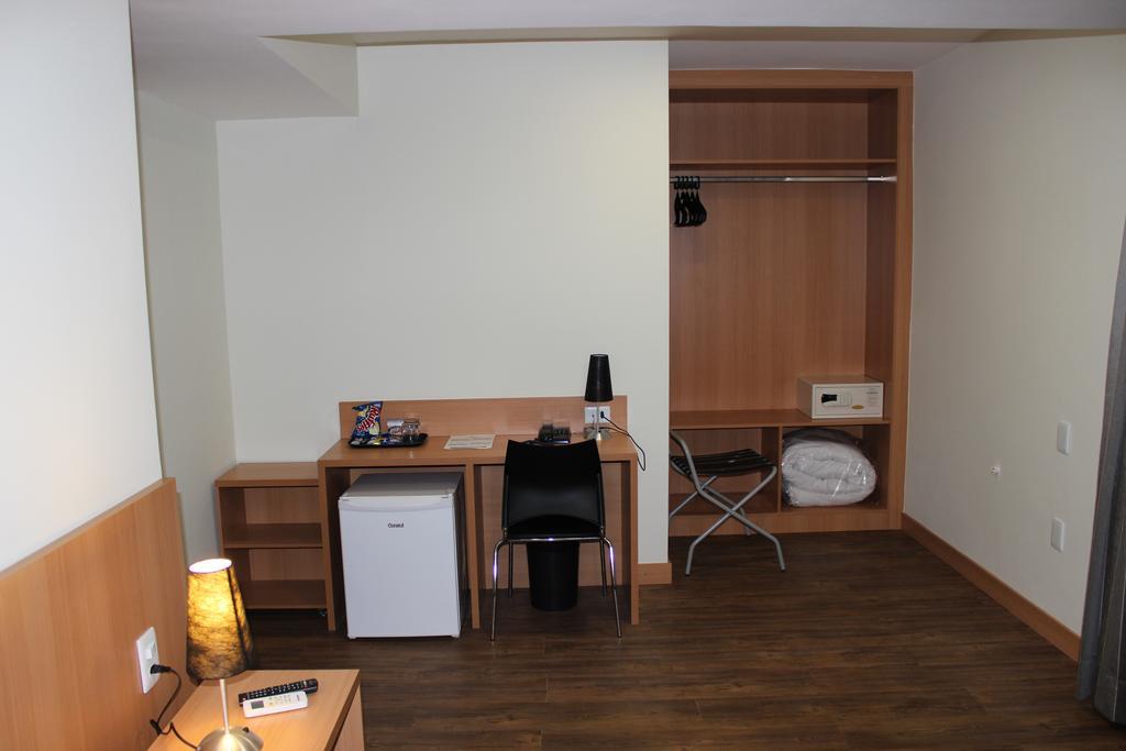 Vertentes Suites Hotel 拉法耶蒂顾问城 外观 照片
